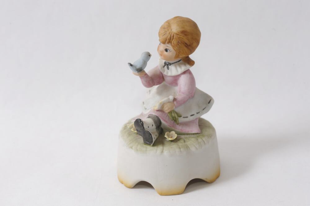 Lefton Japan Porcelain Wind-up Music Box 4" Girl with a Bird ~ 260909-WH 1395